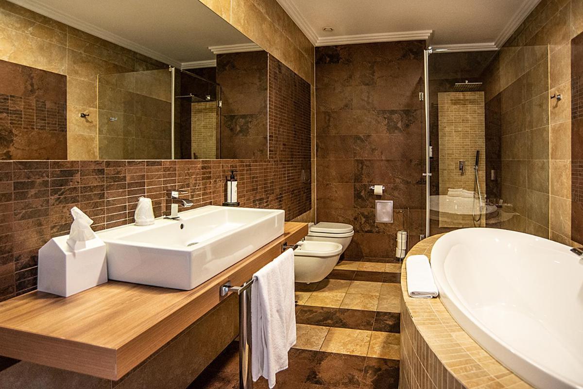 Hotel Bonifacio Spa&Sport Resort Sochocin 외부 사진
